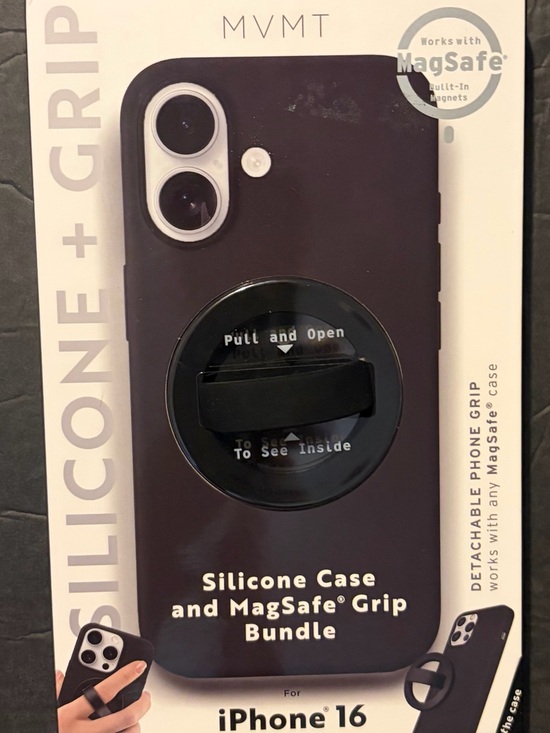 MVMT Other - MVMT Silicone MagSafe Case with Detachable Grip — Deep Purple